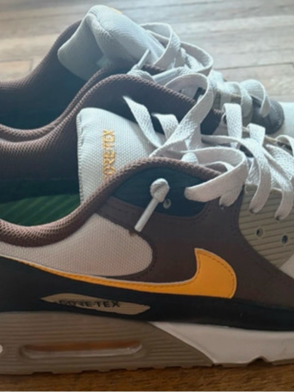 Nike air max 90 Men’s Brown orange goretex White & Yellow Low-Top Sneakers
